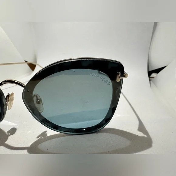 Tom Ford Black and Gold Sunglasses - Picture 3 of 8